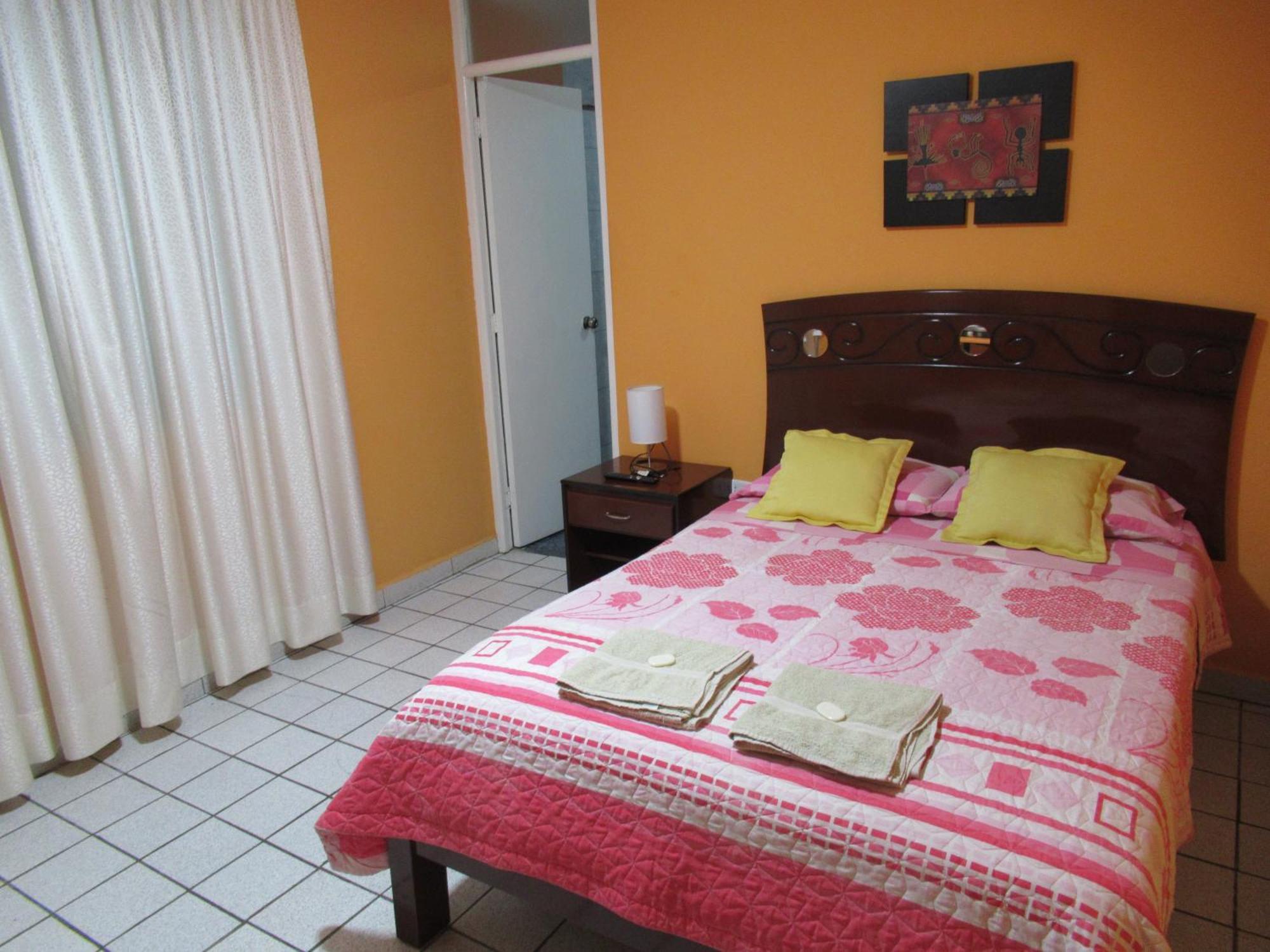 Kurmi Hostel Lima Airport Habitación foto